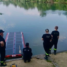 Służby użyły sonaru i drona na Krukach - FOTO