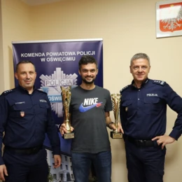 Krzysztof Kacprzak zwycięzcą charytatywnego „Cyber Run 2026. Operacja: Schody”