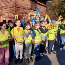 Akcja dzieci w Babicach. Wpadł nietrzeźwy kierowca - FOTO
