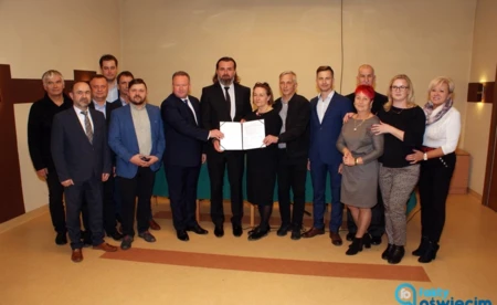 Prawo i Sprawiedliwość straciło władzę w powiecie - FILM, FOTO