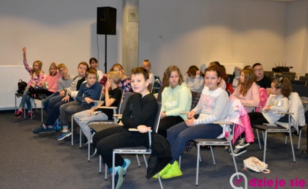 Katarzyna Ryrych o książce ""Apoketer"" - FILM, FOTO