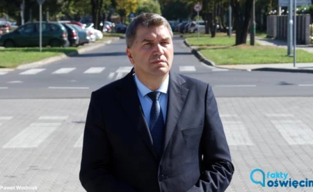 Janusz Chwierut pierwszy odpowiada antysmogowcom