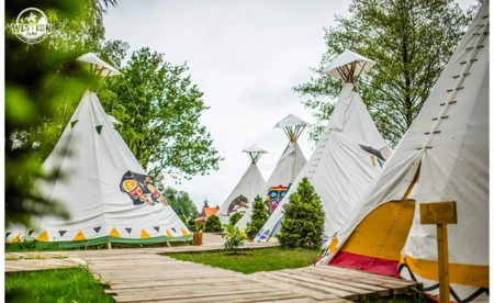 Western Camp Resort, najbliżej Energylandii. Otwarcie już czwartek - FILM