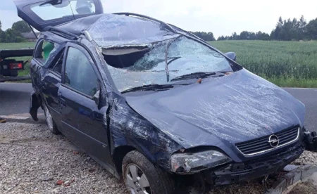 Dachował w Głębowicach