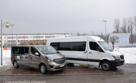 Dwa nowe samochody dla osób niepełnosprawnych - FOTO