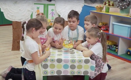 Trefliki kochają Babcię i Dziadka - FILM
