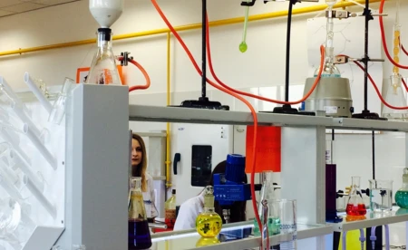 Zdobądź tytuł młodego chemika