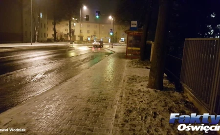 Mróz jest głupi a chodniki śliskie - FELIETON