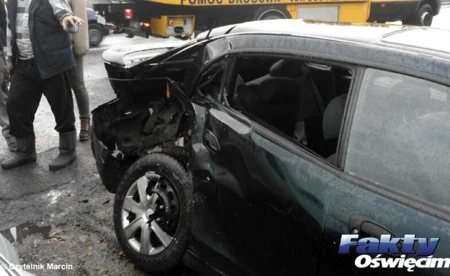 Ruszył na zakupy. Promile wiózł w sobie - FOTO