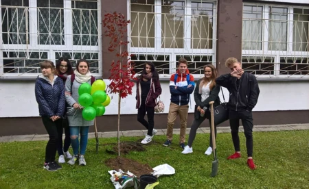 Dzień Drzewa w budowlance - FOTO