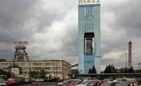 Zatrzęsła się ziemia