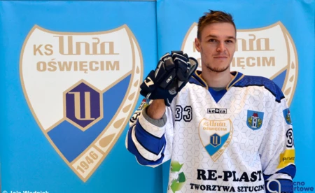 PIŁKA NOŻNA. Wyniki meczów środowych i weekendowych seniorów