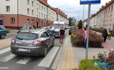 KĘTY. Nowi instruktorzy nauczą najmłodszych pływać