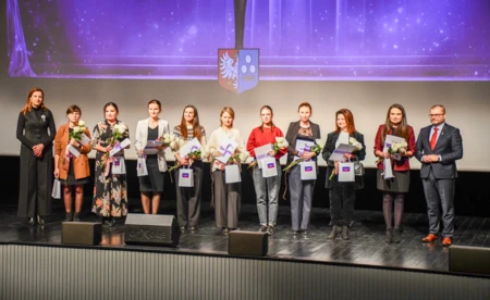 Artystyczna gala młodych talentów w Kętach - FOTO