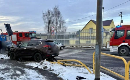 Zdarzenie na krajówce w Oświęcimiu. Kobieta trafiła do szpitala