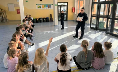 Policyjne lekcje bezpieczeństwa w szkołach powiatu - FOTO