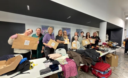 Szafa Pełna Dobra zebrała prawie 5 tysięcy złotych - FILM, FOTO