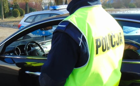 20-latek pędził 110 km/godz. Stracił prawo jazdy