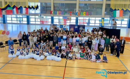 O kibicowaniu bez agresji w oświęcimskiej Ósemce - FOTO, FILM