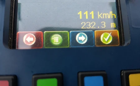 Kolejny wariat drogowy. Pędził 111 km na godz. na ograniczeniu do 50 km