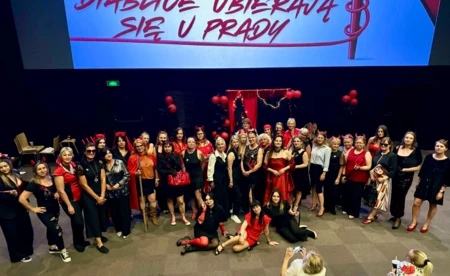 Czerwień, moda i filmowy wieczór pań - FOTO