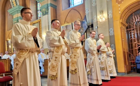 Nowi księża dla diecezji. Wśród nich kapłani z Kęt i Nowej Wsi - FOTO
