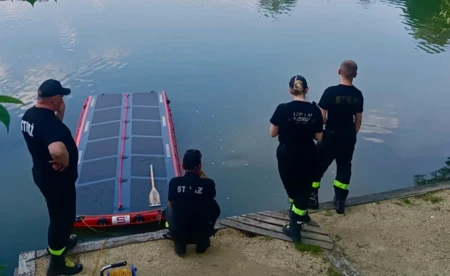 Służby użyły sonaru i drona na Krukach - FOTO