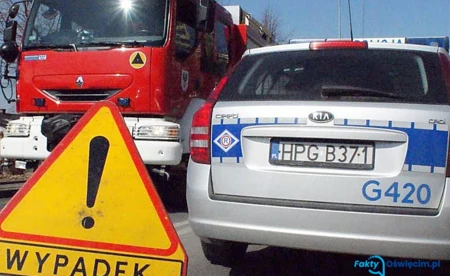 Quad uderzył w drzewo, samochód potrącił hulajnogistkę