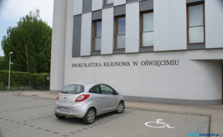 Zwłoki w pustostanie na Zasolu