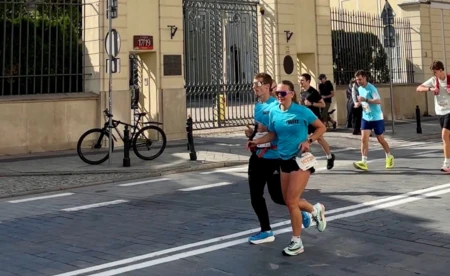 Oświęcimianka przebiegła maraton z niewidomym Wojtkiem - FOTO
