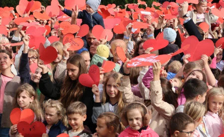 Parafianie z Grojca oddali swoje serca byłemu proboszczowi - FILM, FOTO