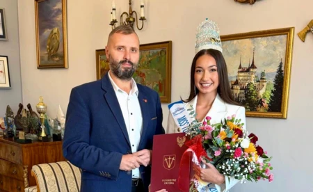 Zuzanna Balonek z gratulacjami od burmistrza - FOTO