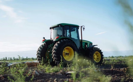 Uderzył sąsiada w twarz. Chwilę później stracił traktor