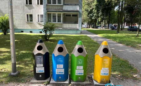 Kolorowe kredki do nauki segregowania odpadów
