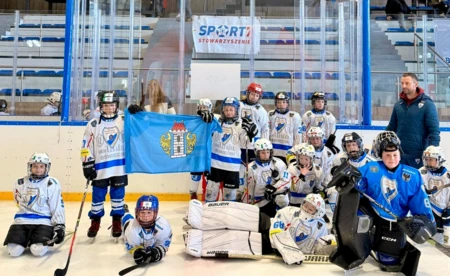 Sport, zabawa na lodzie i nowe przyjaźnie