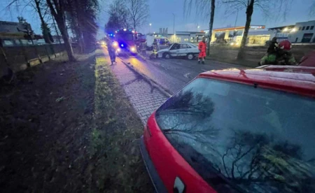 Straciła panowanie nad samochodem i spowodowała czołówkę