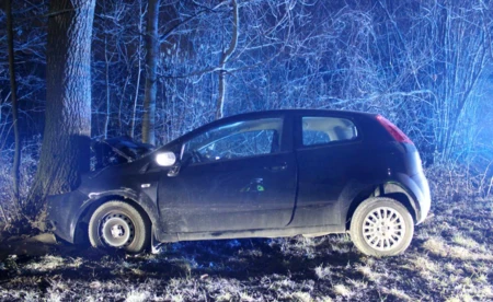 Śmierć podczas wyprzedzania na zakręcie. Kierowca seata zepchnął fiata z drogi