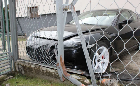 Policyjny pościg. Kierowca po narkotykach, auto z usterkami i bez polisy