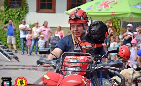 Puma, wierna towarzyszka strażaków odeszła na wieczną służbę - FOTO