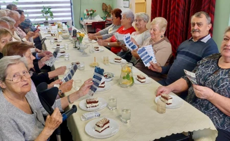 Seniorzy z Oświęcimia uczą się, jak uniknąć oszustw i wyłudzeń