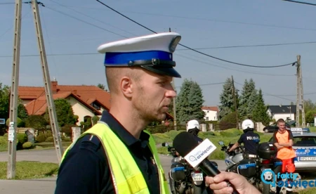 Bezpieczna drogi do szkoły. Na co mundurowi zwrócą uwagę? - FILM