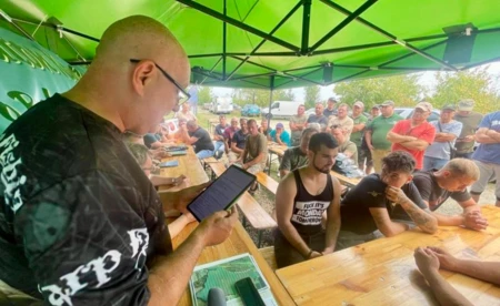 Maraton Karpiowy na zbiorniku Ślepowron w Podolszu - FOTO