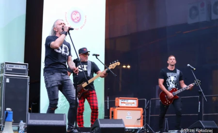 Energetyczny koncert zespołu Stare Dziady w Oświęcimiu - FOTO