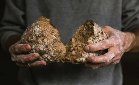 Chlebobranie: 190 bochenków chleba dla osób potrzebujących