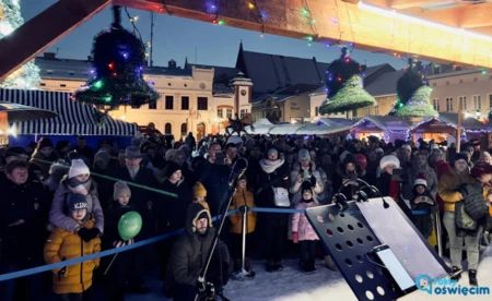 Wigilia Oświęcimska: Świąteczne spotkanie na rynku