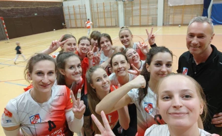 Derby na kęckim parkiecie 