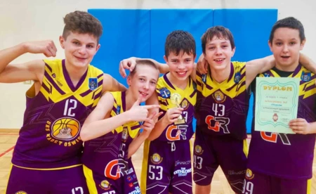 Pod koszem „Dwójka"" najlepsza w powiecie 