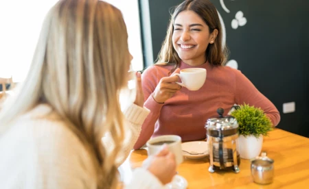 Kawa jest szkodliwa, czy wręcz przeciwnie? Kardiolog odpowiada - FILM