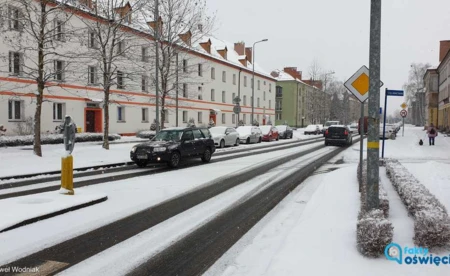 Drogi i chodniki mogą zamienić się w lodowiska