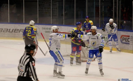 Unia wypunktowana przez Cracovię - FILMY